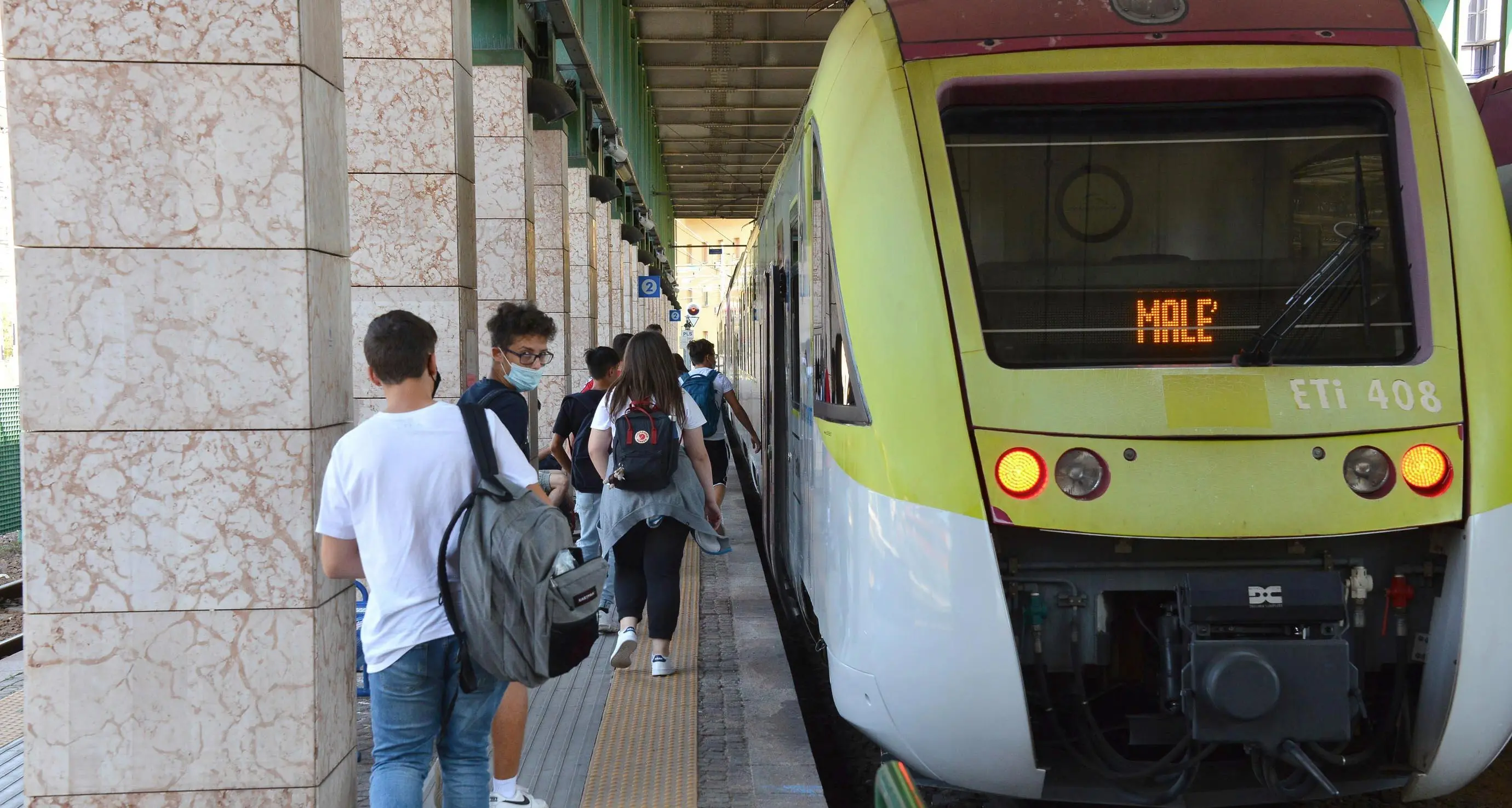 Manutenzione estiva, la Trento-Malé si ferma fino al 17 luglio nel tratto Mezzolombardo a Cles