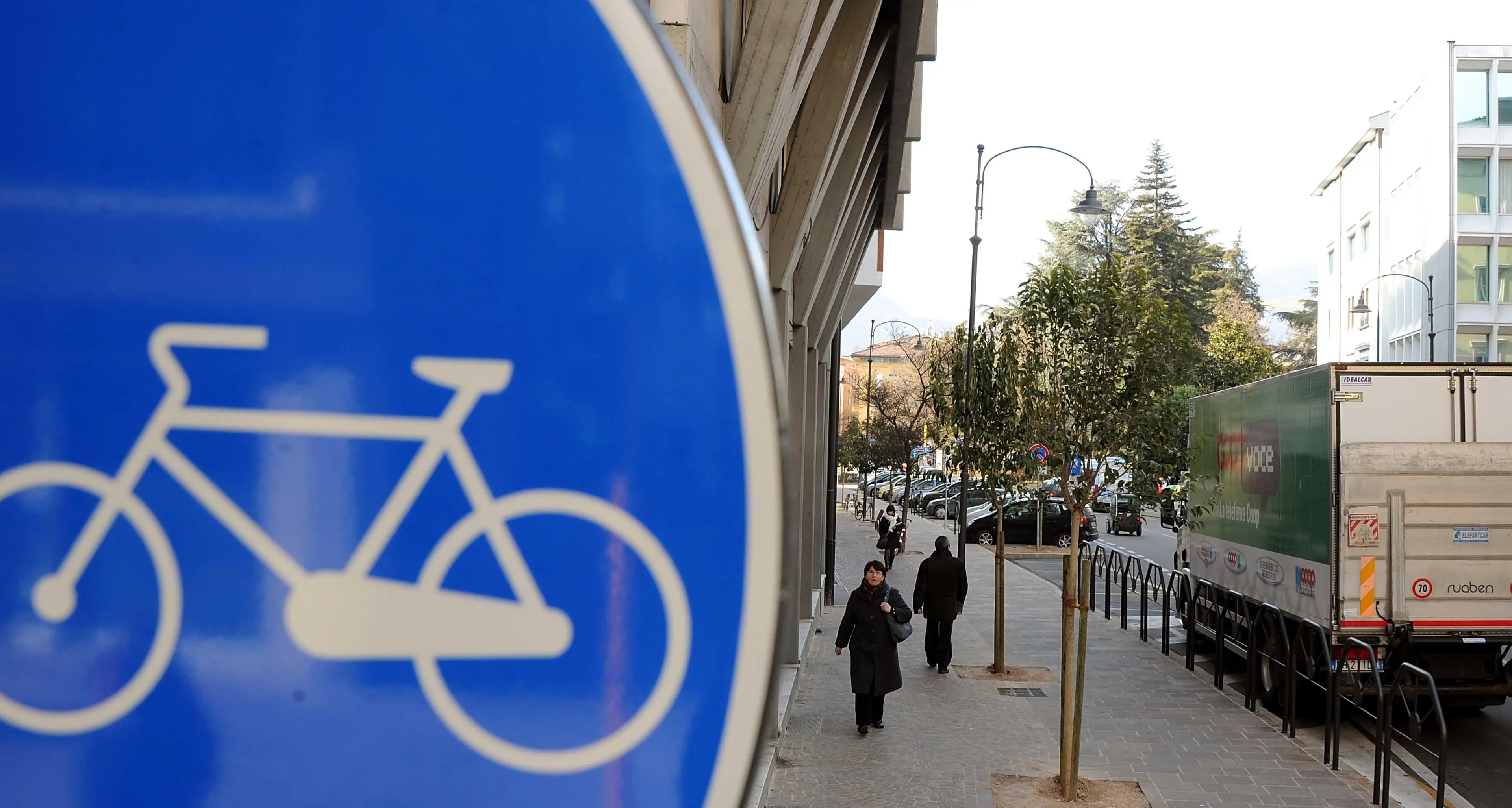 La Uil Trasporti all'attacco: «mobilità sostenibile? Non per i mezzi pubblici, pensano solo a bici e monopattini»
