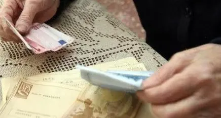 Bonus da 3.600 euro per over 65: parte l’accreditamento dei negozi abilitati