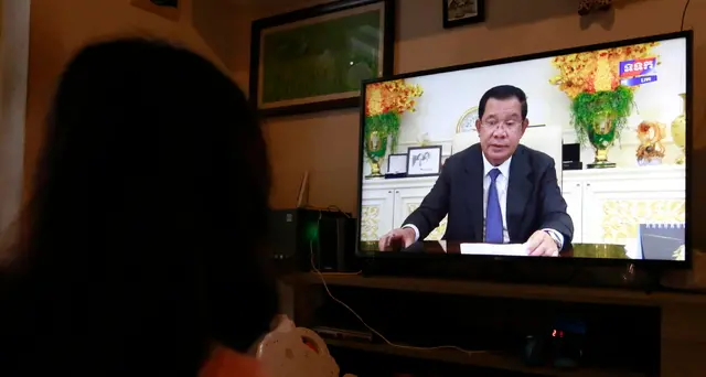 Cambogia: premier Hun Sen lascia il potere al figlio