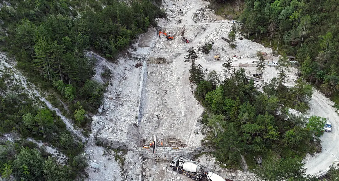 Iniziativa della provincia autonoma di Trento: è necessario metterci al riparo dal rischio di alluvioni, proteggersi dai rischi idrogeologici