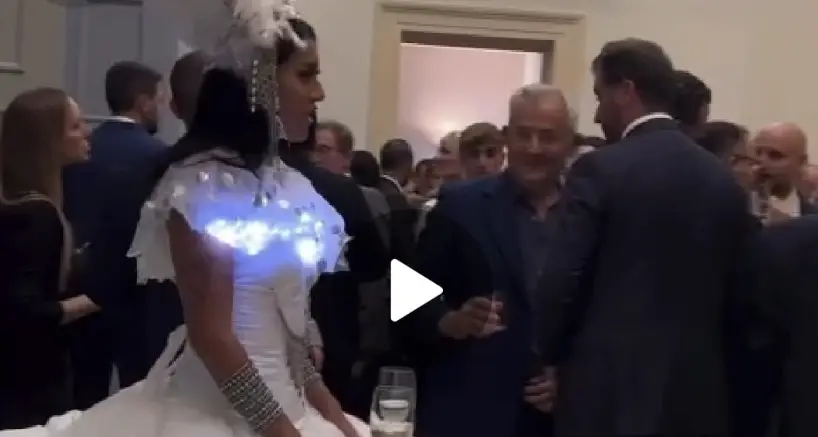“Donne-tavolino” alla serata di gala, esplodono le polemiche a Verona