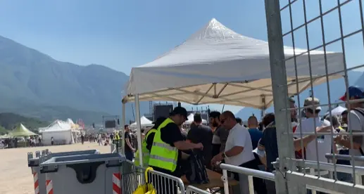 Concerto di Vasco, il mistero dei 1200 power bank sequestrati: dove sono finiti? «Chiedetelo a quelli di Live Nation» – VIDEO