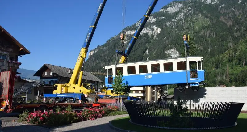 Predazzo: la vecchia ferrovia non c'è più, ma almeno c'è la carrozza d'epoca restaurata