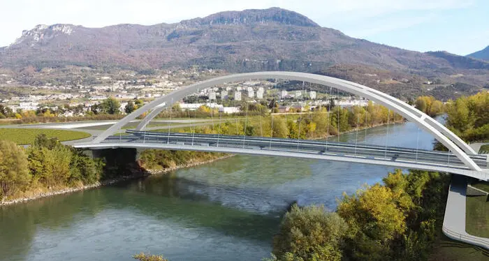 Preoccupazione a Ravina per la costruzione del nuovo Ponte: gli esercenti del paese sono titubanti