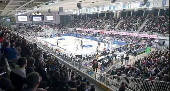 Aquila Basket e Itas spiazzate dalle beghe sul palazzetto