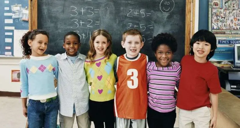 Petizione a Fugatti: i bambini nati da stranieri in Trentino non siano discriminati negli aiuti