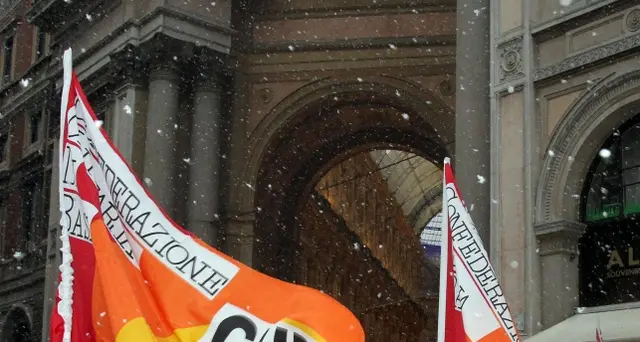 Scala: Cub chiama a protesta gli 'ultimi' alla Prima
