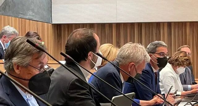 Crisi Svp: consiglio provinciale approva riduzione giunta