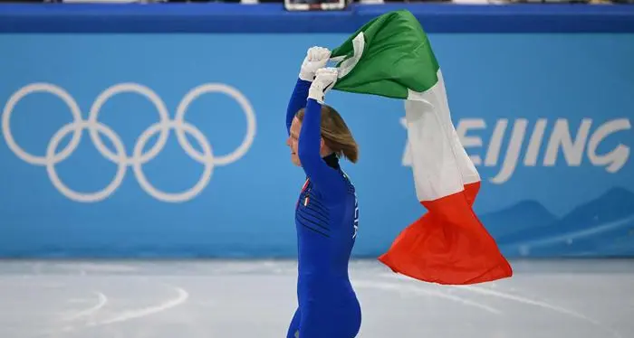 Primo oro olimpico a Pechino: Arianna Fontana vince lo short track di pattinaggio