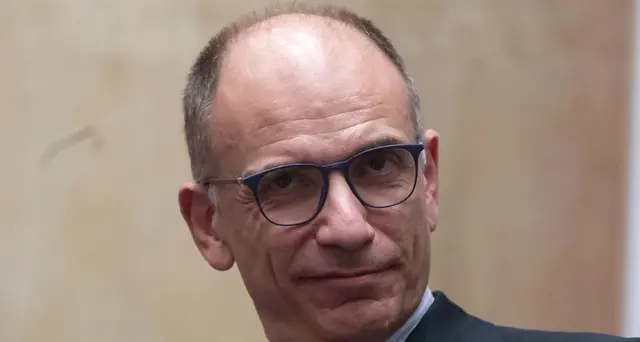 Vaccino: Letta su Twitter, fatta la nuova dose