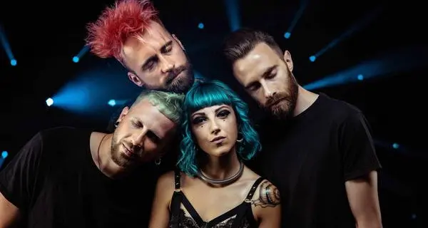 Daiana Lou a Lavis, il concerto del quartetto di buskers italo-berlinesi, da Frosinone alla Germania
