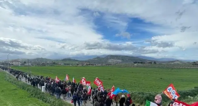 Naufragio migranti: Cgil Puglia, venuti a Cutro in centinaia