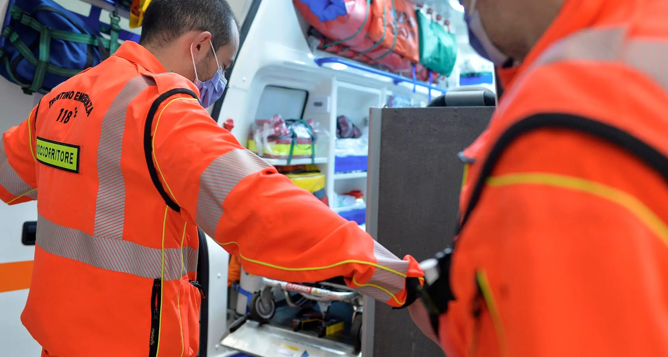 Gravissimo incidente sul lavoro: ferito un operaio in un cantiere di via Brennero