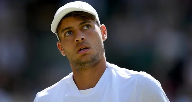 Tennis: Atp Umago; Cobolli subito ko contro Burruchaga