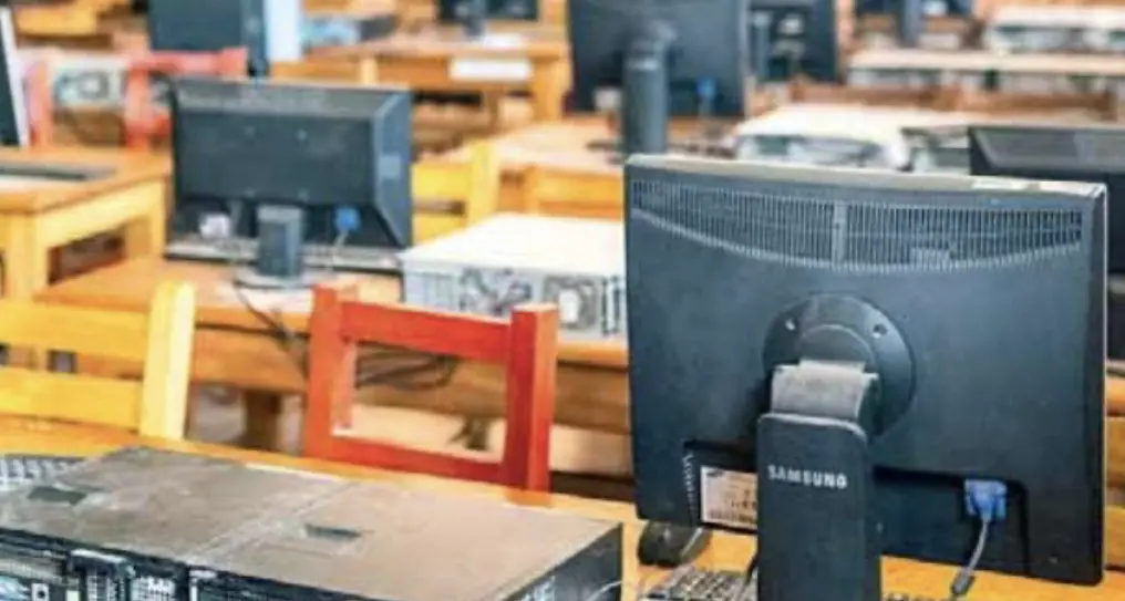 Vai a cena in 15 ristoranti dell’Alto Garda e con il conto regali computer per i bimbi in Camerun