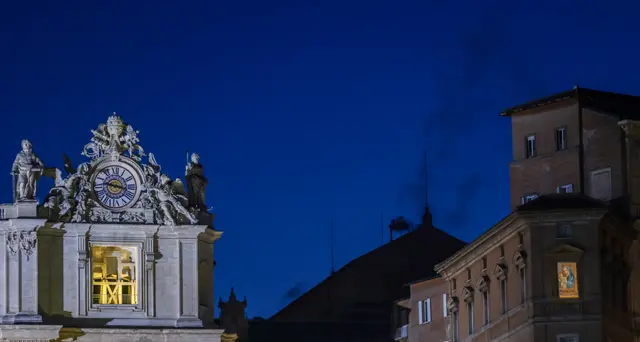 Conclave: il programma di domani, 4 votazioni e due fumate