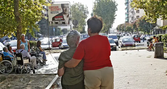 Inps: nuove pensioni donne 976 euro medi, -30% su uomini