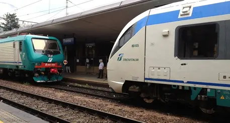 Circonvallazione ferroviaria, in 200 al dibattito. Preoccupazione per le vibrazioni e la salute dei cittadini