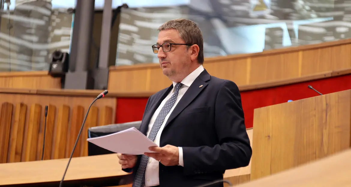 Assestamento, assegno mensile per il terzo figlio: fino a 400 euro per dieci anni