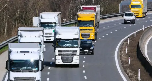 Autostrada del Brennero, nel 2022 il traffico pesante in calo: in forta aumento quello leggero