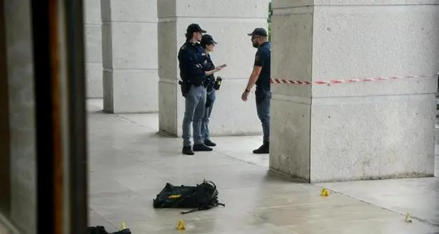 Tenta incendio al Tribunale di Bolzano: identificato grazie alle telecamere, ora è nella Rems di Pergine