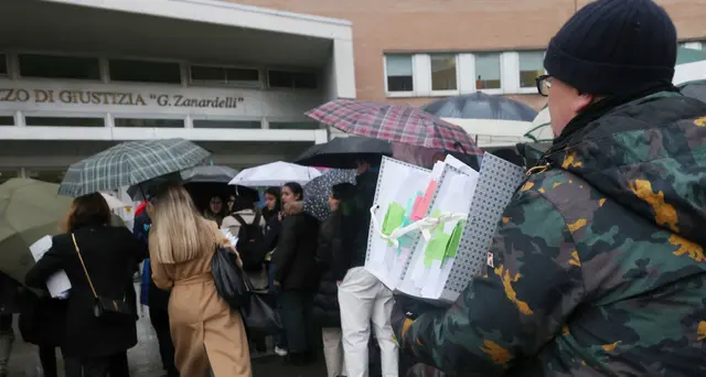 Strage Erba: avvocato dello Stato, istanze inammissibili