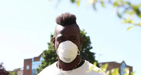 Archiviate a Brescia le accuse di violenza sessuale a Balotelli