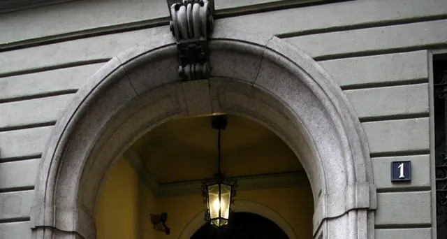 Mediobanca: utile stabile nel trimestre, corrono i ricavi