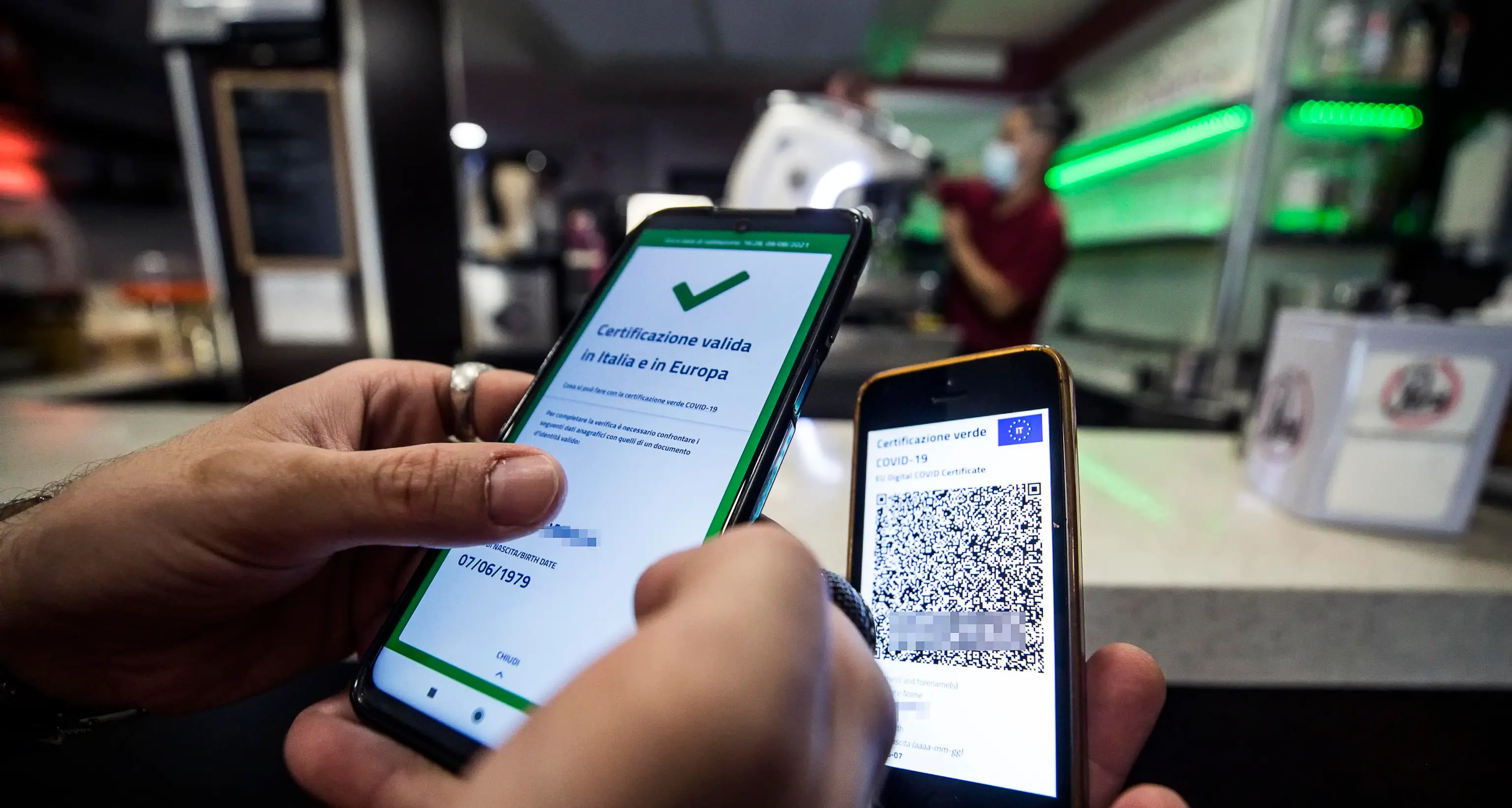 Le piccole aziende potranno sostituire con contratti a tempo i dipendenti senza Green pass