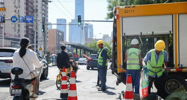 Cina, balzo della disoccupazione giovanile: 17,1% a luglio