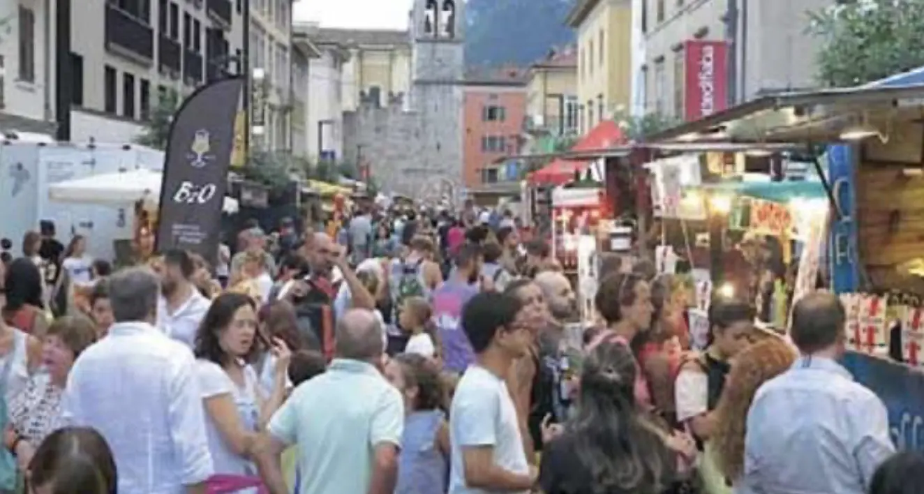 Il cibo di strada conquista Trento, ecco le nomination trentine del Gambero Rosso: in città Bicigrill e Ravioleria