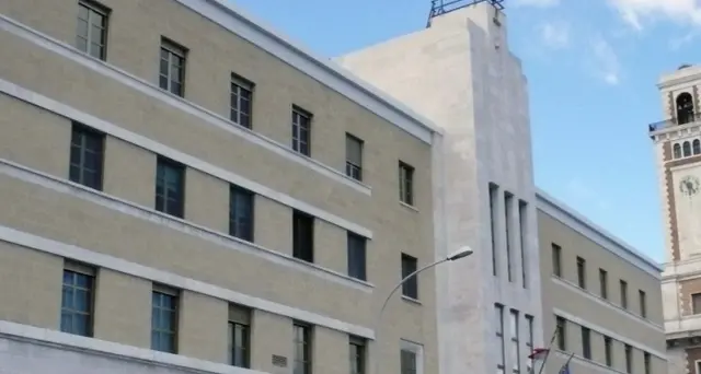 Tangenti:rivelò cimici Regione Puglia,perquisito giornalista