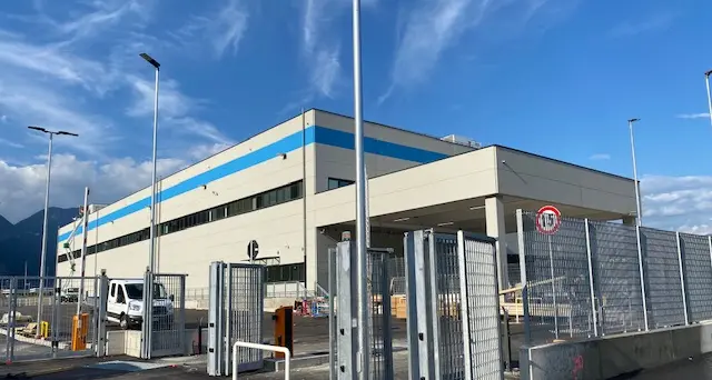 Amazon apre il nuovo centro logistico a Trento Nord: il via il 15 ottobre