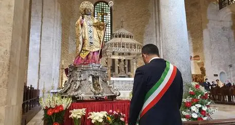 Furto nella Basilica di Bari, rubati gli oggetti dalle mani di San Nicola