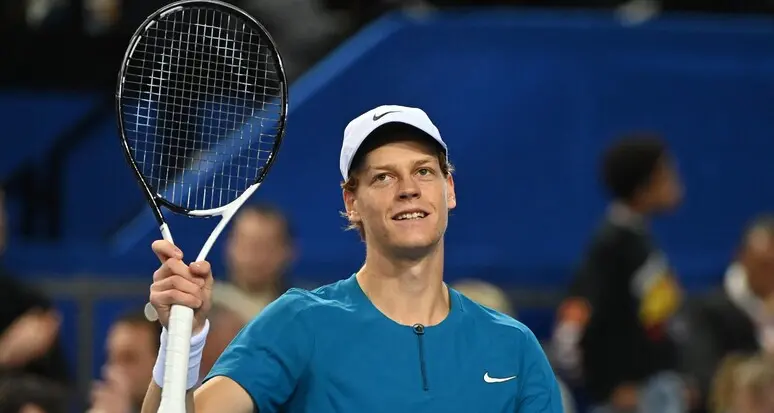 Tennis: Alcaraz si ritira a Rio, Sinner “vede” il numero 2 e tra i due ci sono solo 535 punti