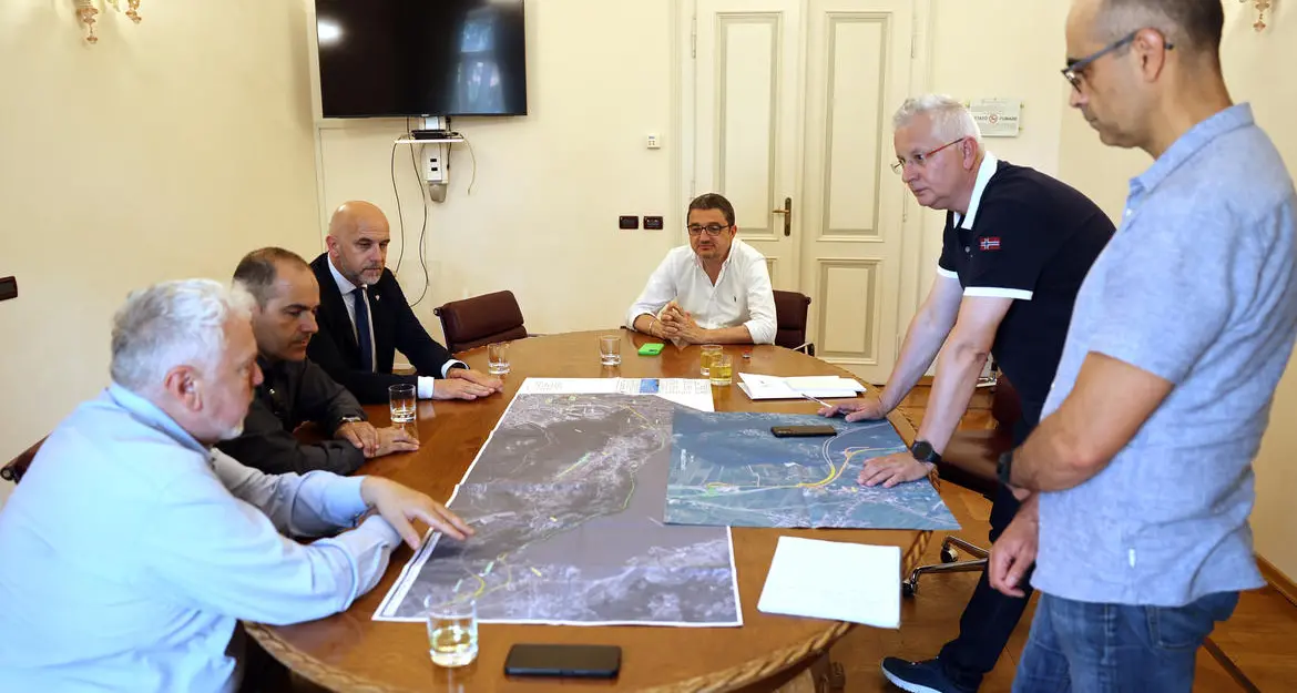 Confronto nella sede di piazza Dante sul riassetto della Ss47