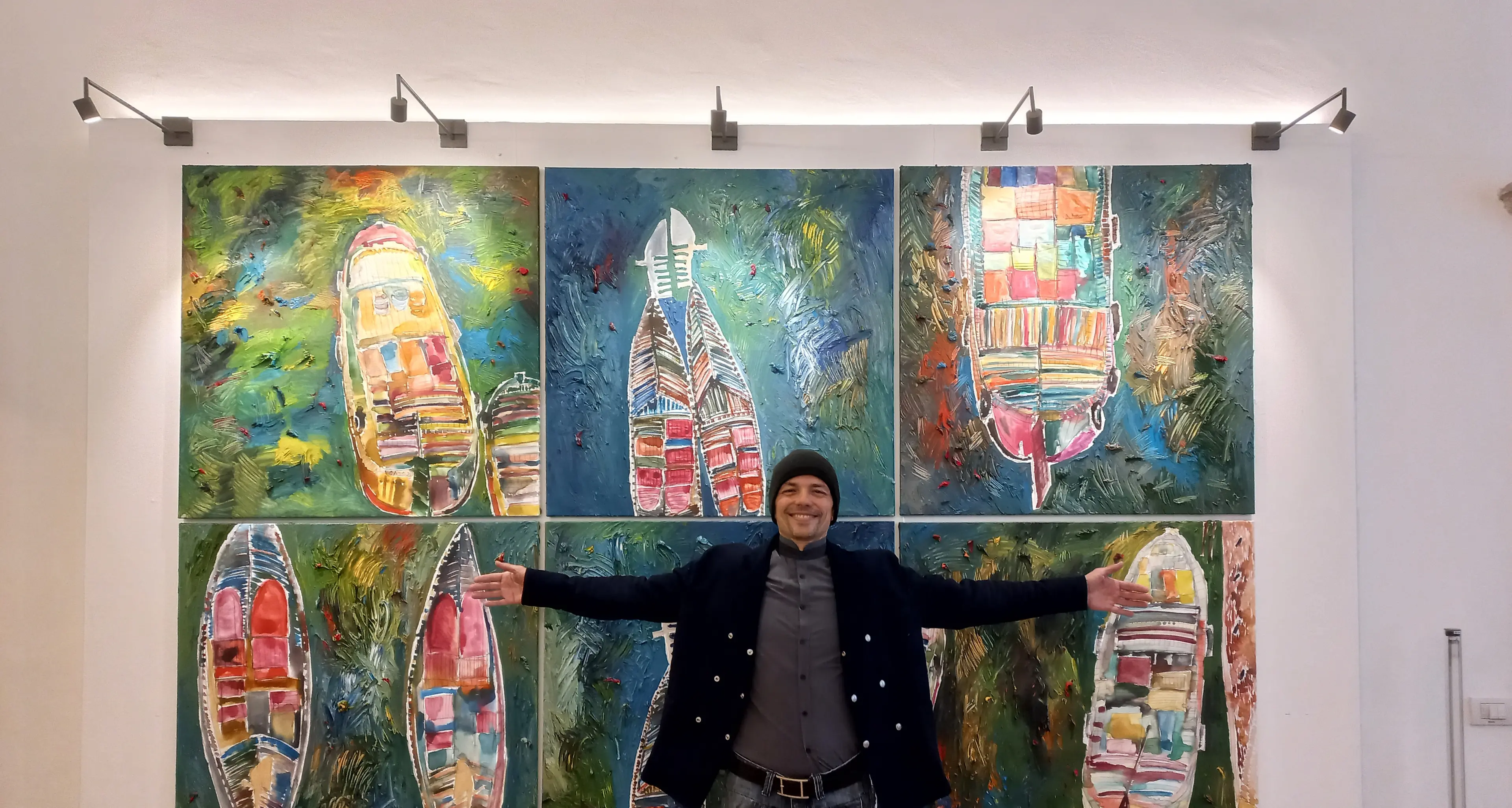 Matteo Boato, fra barche volanti e case danzanti, la mostra a Palazzo Roccabruna fa il pieno di spettatori ed emozioni