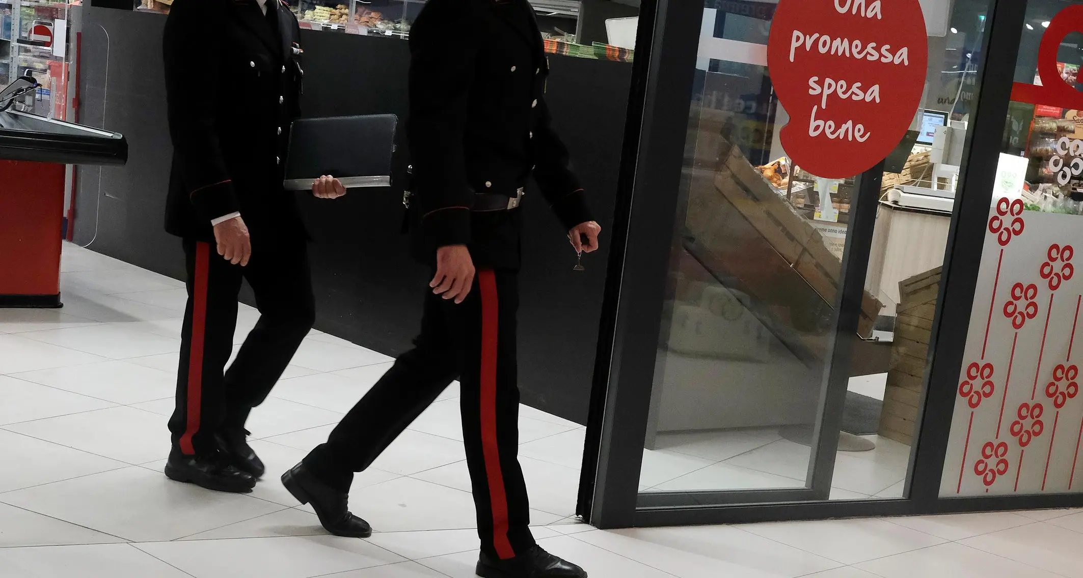 Accoltellamento al centro commerciale di Civezzano: perizia psichiatrica sull'aggressore