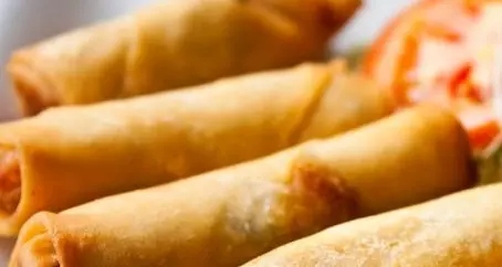 Ai roveretani piace cinese: la città è numero uno in Italia per ordini take-away