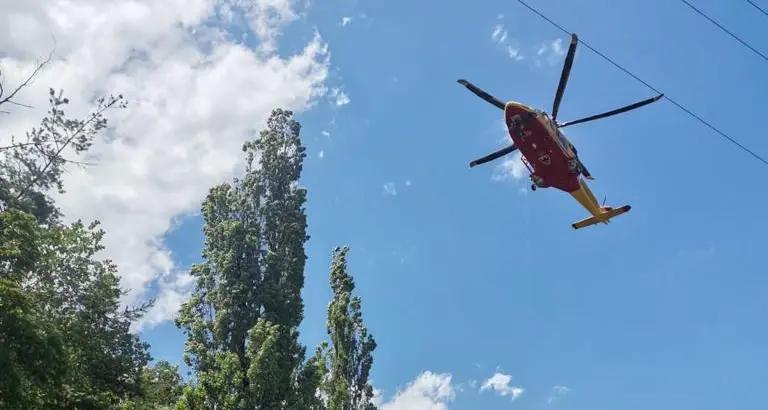 Fugge in moto a un controllo della Polstrada, giovane solandro si schianta a Mostizzolo, è gravissimo