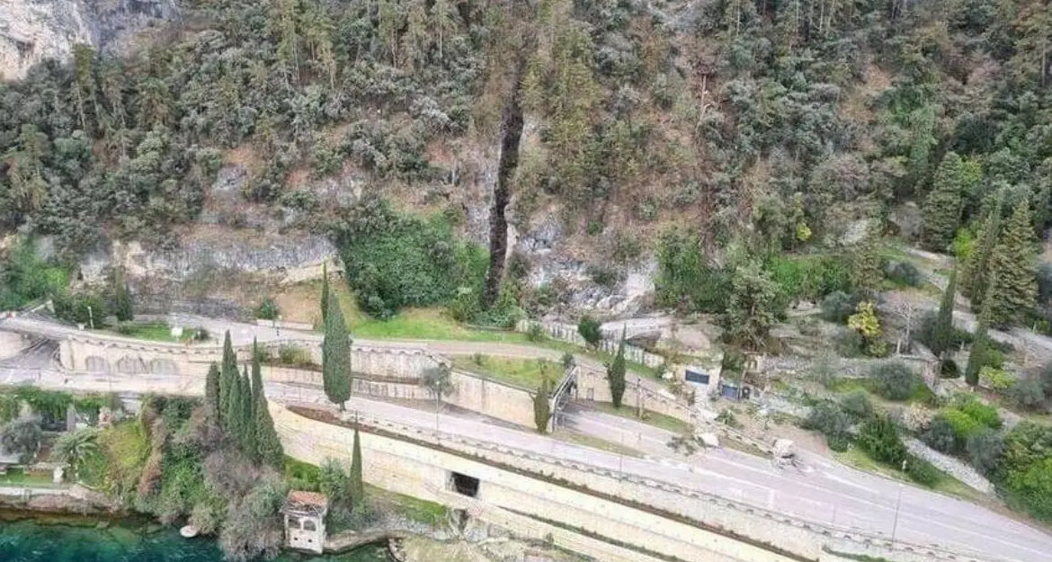 Altri disagi: da questa sera a giovedì verrà chiusura la Ss45 bis tra Riva del Garda e Limone