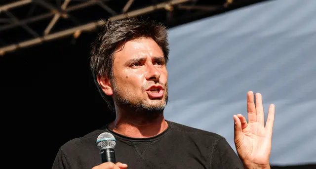 Alessandro Di Battista: \"Sto molto meglio, finalmente sono a casa\"