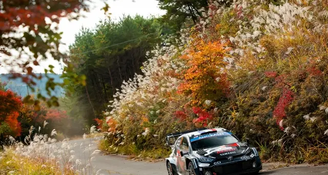 Rally: Ogier campione del mondo per la nona volta, eguaglia Loeb
