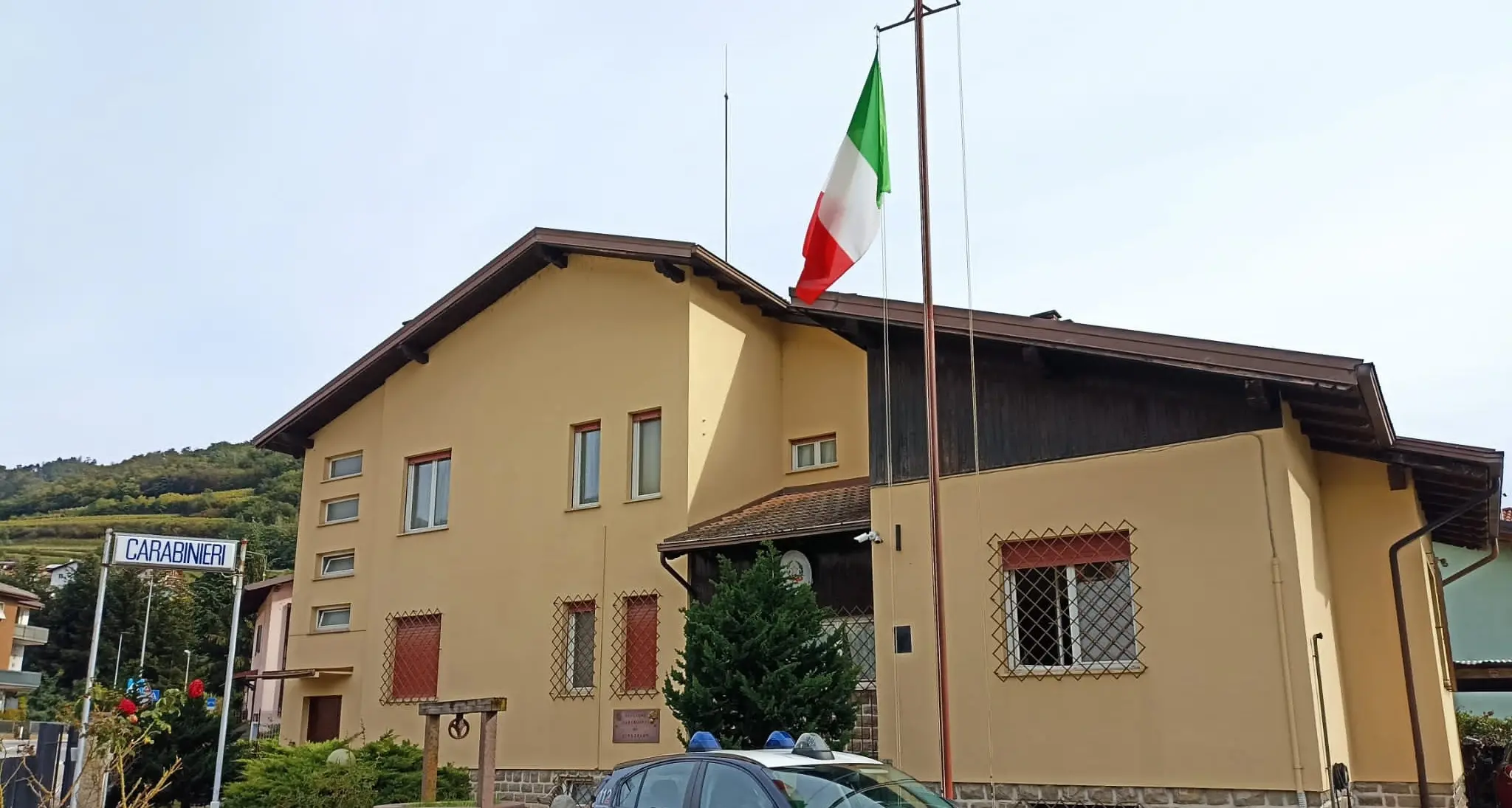 Civezzano, ragazzo minacciato con un coltello e derubato: arresto un giovane
