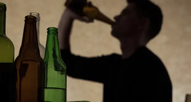 Alcol a fiumi durante le feste per la fine dell’anno scolastico, sanzionati in Val di Non sette giovani