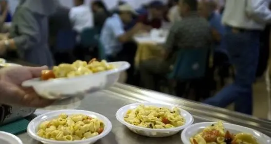 Mensa della Provvidenza, da un anno attiva la sede di via Giusti: oltre 52mila pasti serviti grazie a 330 volontari