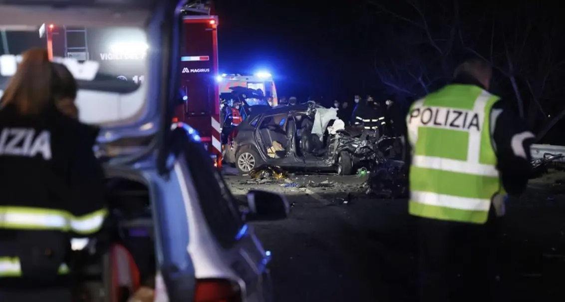 Tragedia sulla Gardesana, la disperazione del ragazzo che ha imprestato la sua Polo a Salah Natiq