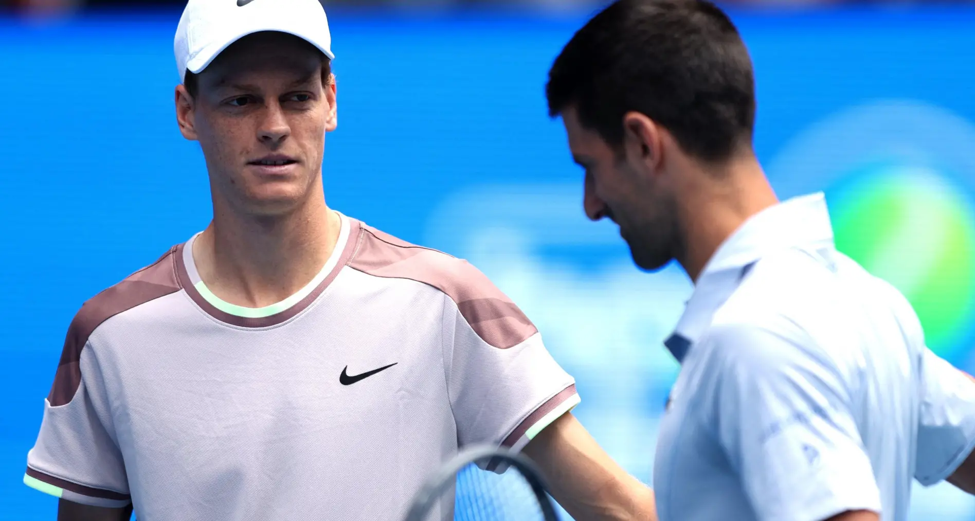 Favoloso Jannik Sinner, in Australia batte ancora Djokovic e vola in finale