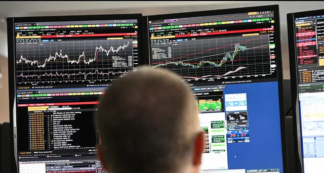 Borsa: l'Europa apre debole, Francoforte cede lo 0,41%